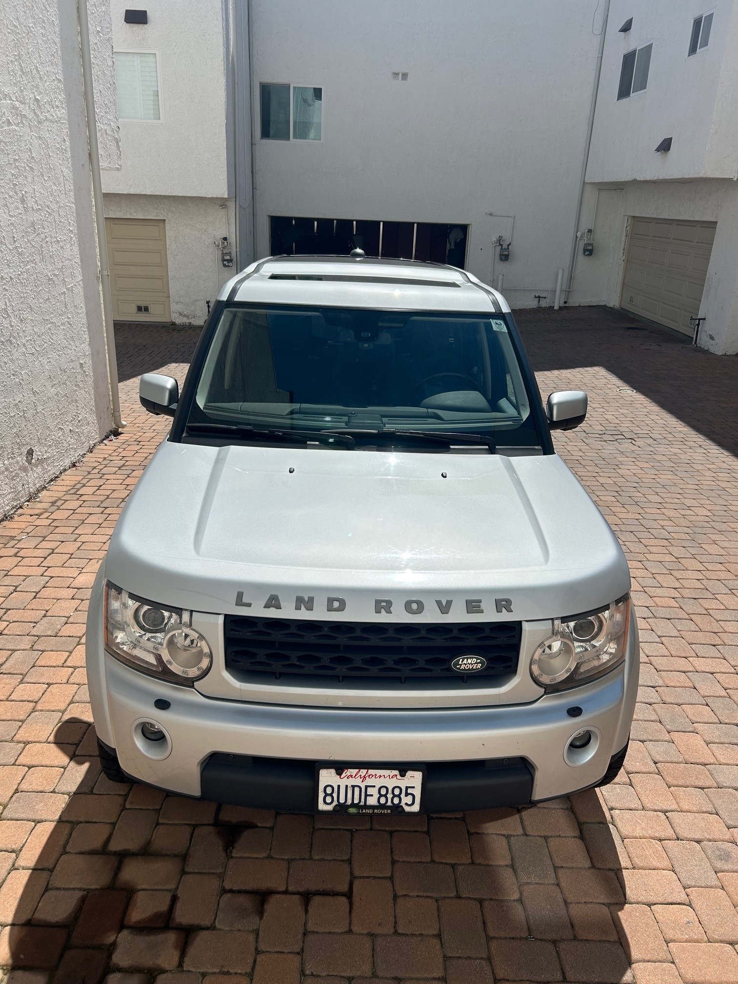 Used 2011 Land Rover LR4 HSE AWD/4WD image 4
