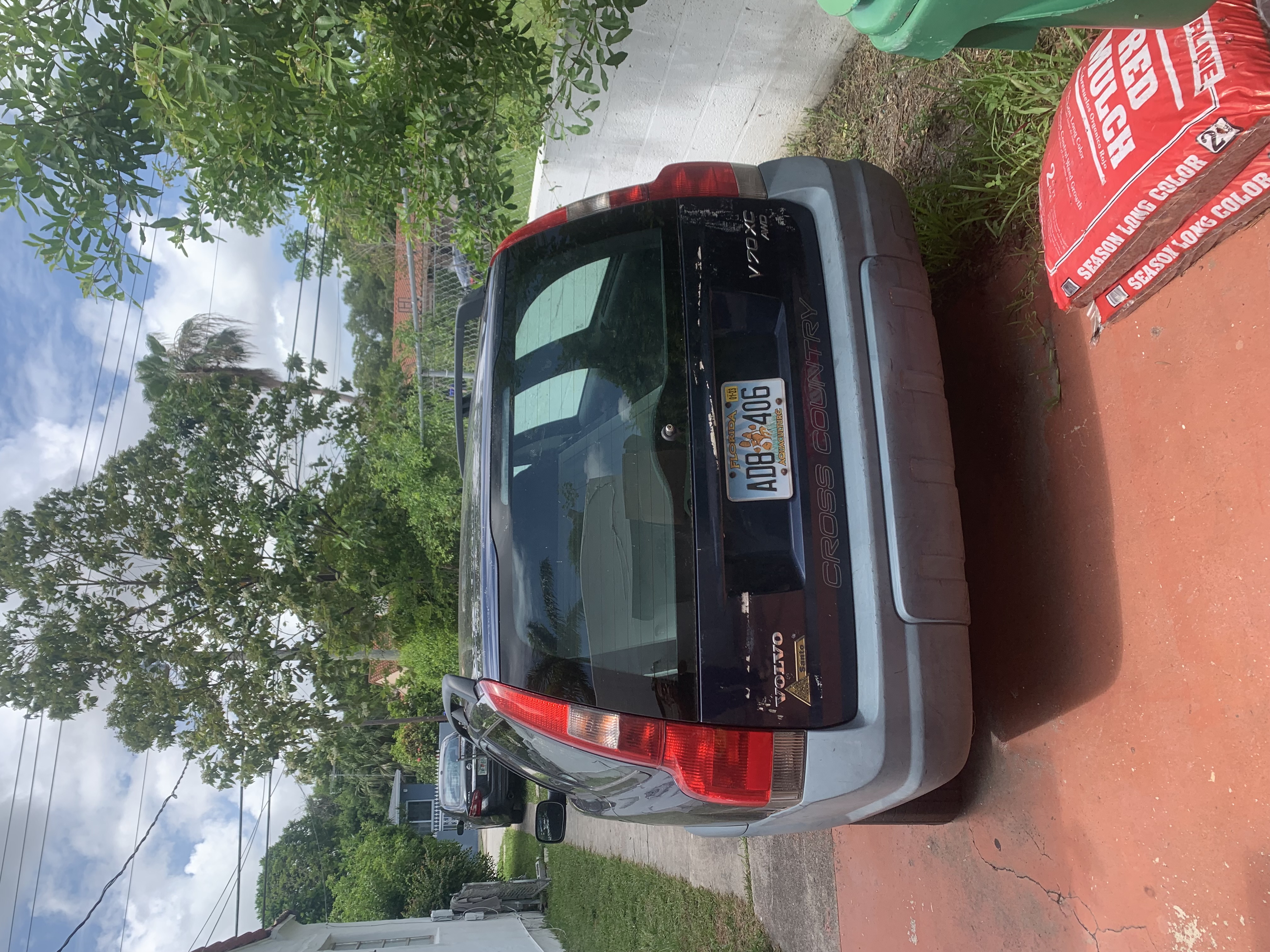 Used 2002 Volvo V70 Cross Country AWD/4WD image 9