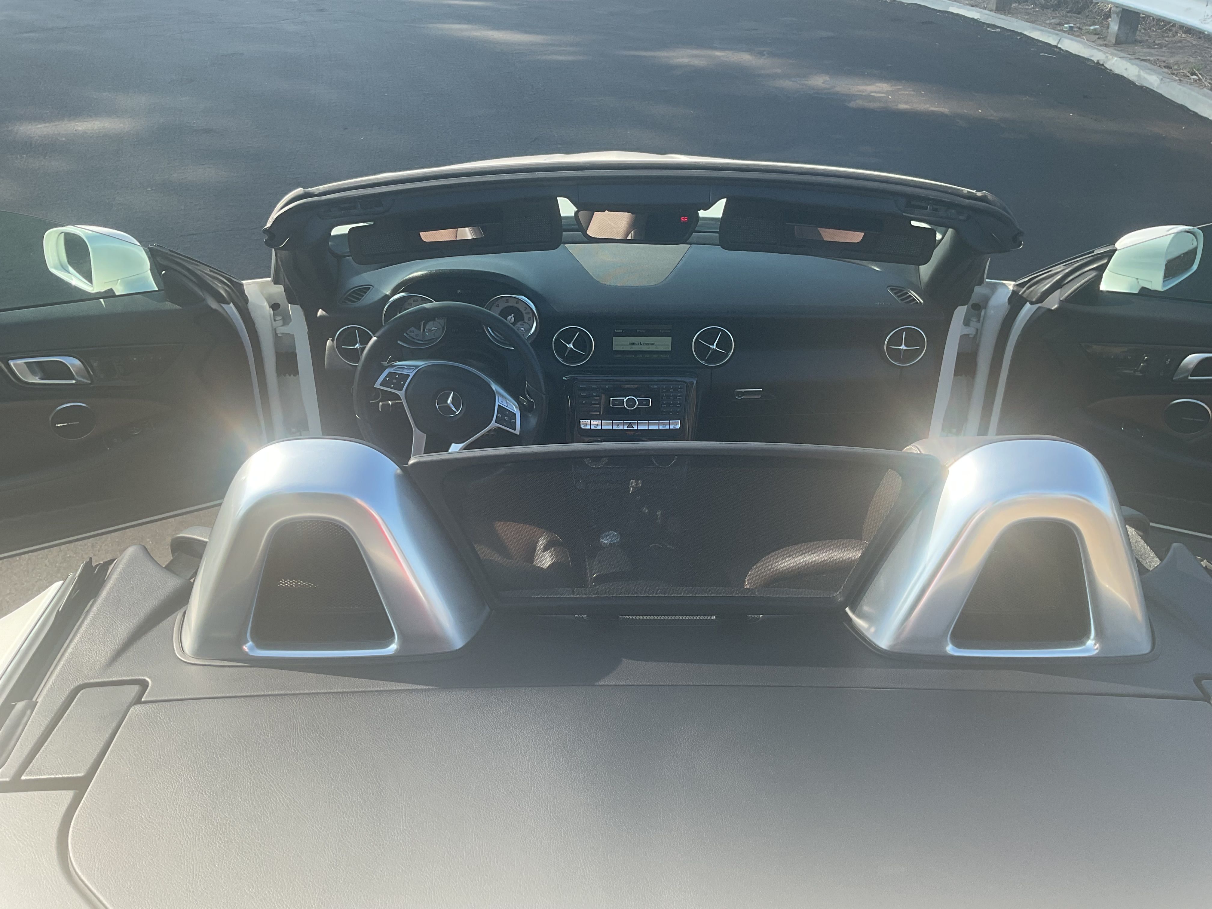 Used 2015 Mercedes-Benz SLK 250 image 10