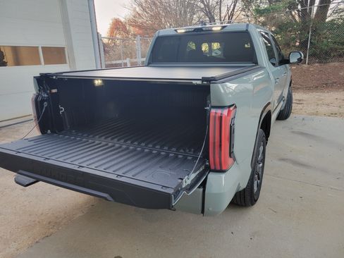 Used 2025 Toyota Tundra Platinum image 8