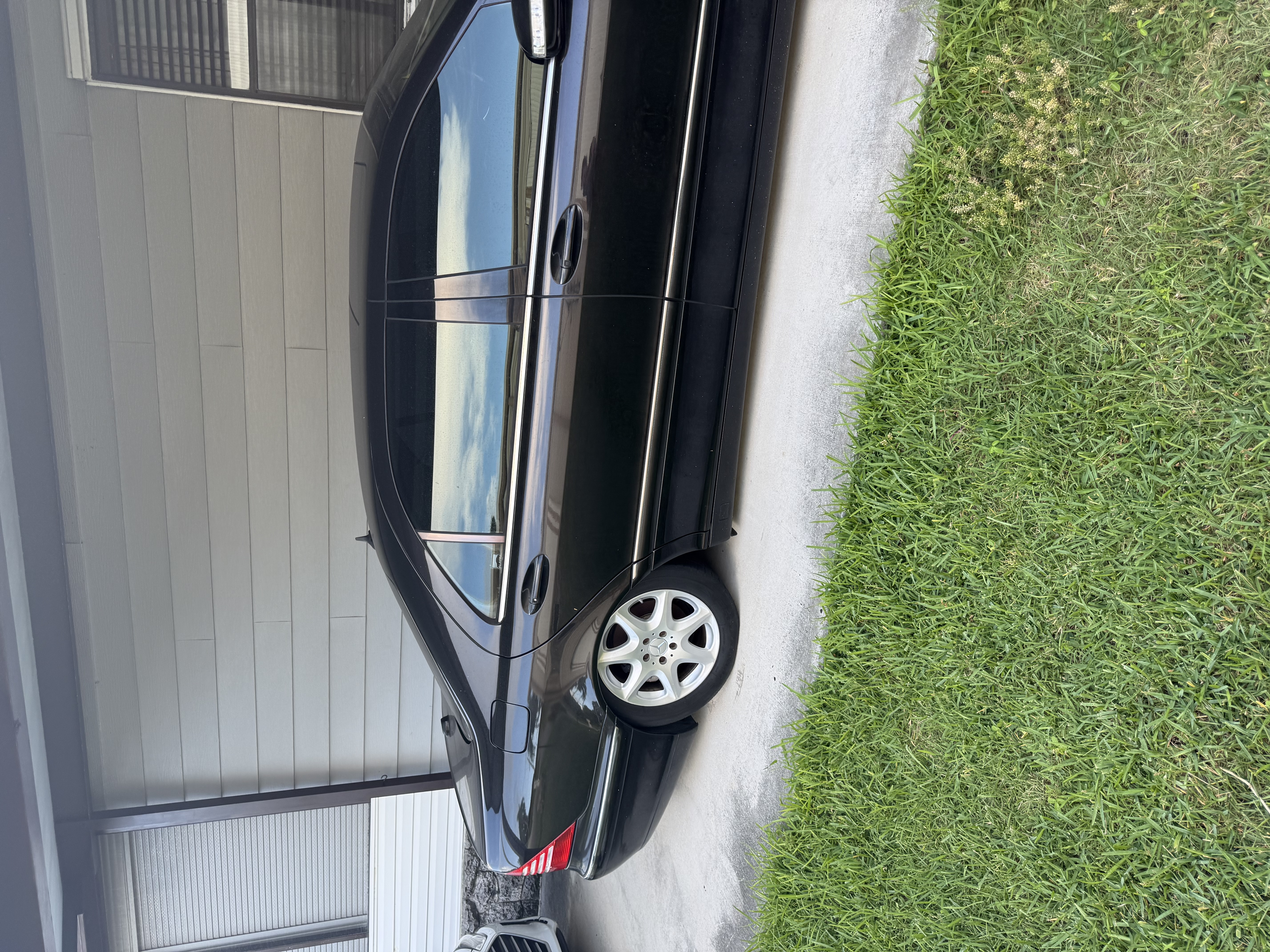 Used 2005 Mercedes-Benz S 500 4MATIC image 5