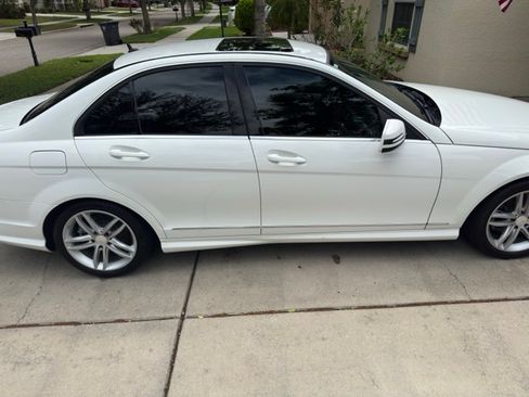 Used 2014 Mercedes-Benz C 250 Sedan image 2