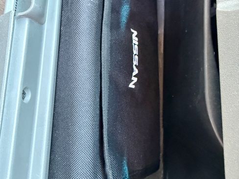 Used 2015 Nissan Frontier SV image 28