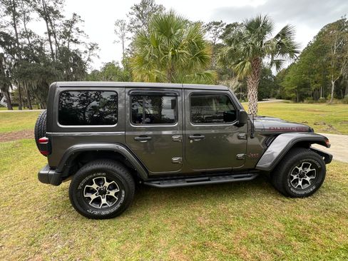 Used 2022 Jeep Wrangler Unlimited Rubicon w/ Steel Bumper Group image 5