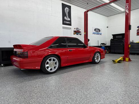 Used 1993 Ford Mustang Cobra RWD image 17