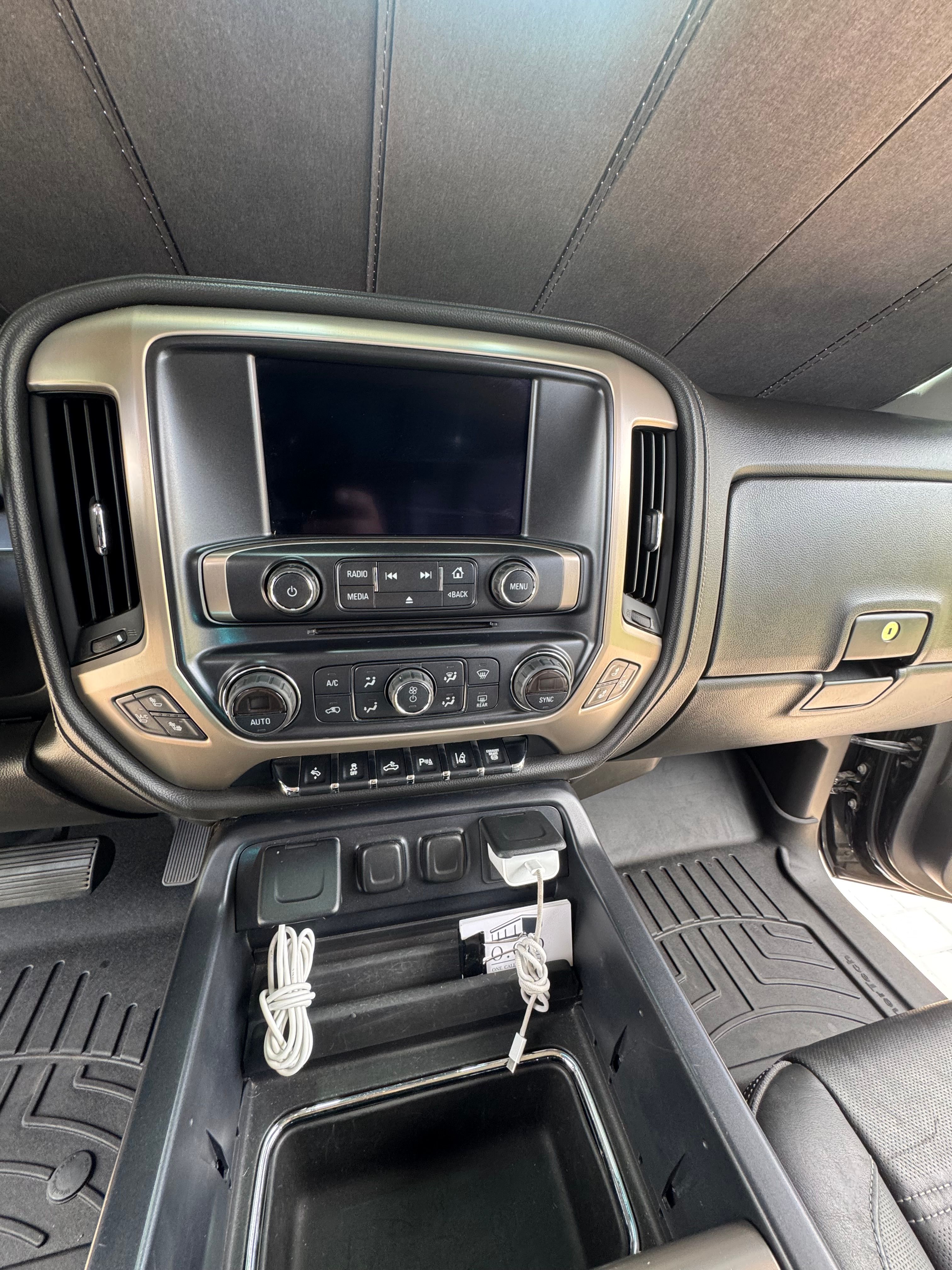 Used 2015 GMC Sierra 3500 Denali w/ Duramax Plus Package AWD/4WD image 22