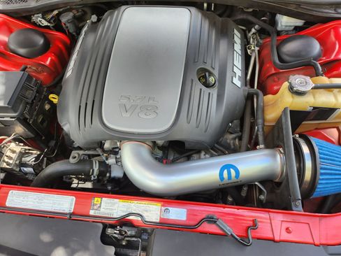 Used 2009 Dodge Challenger R/T image 10