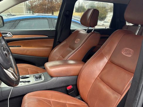 Used 2013 Jeep Grand Cherokee Overland w/ Advance Technology Group image 9