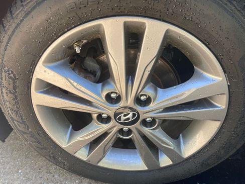 Used 2018 Hyundai Elantra SEL FWD image 10