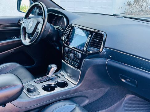 Used 2020 Jeep Grand Cherokee Trailhawk w/ Trailhawk Luxury Group image 13