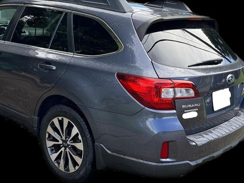 Used 2016 Subaru Outback 2.5i Limited image 10
