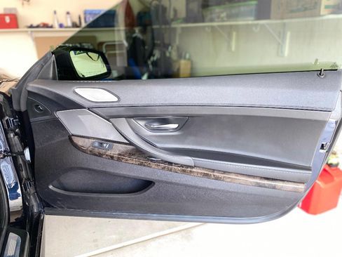 Used 2012 BMW 650i Coupe image 15