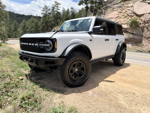 Used 2023 Ford Bronco Wildtrak AWD/4WD image 2