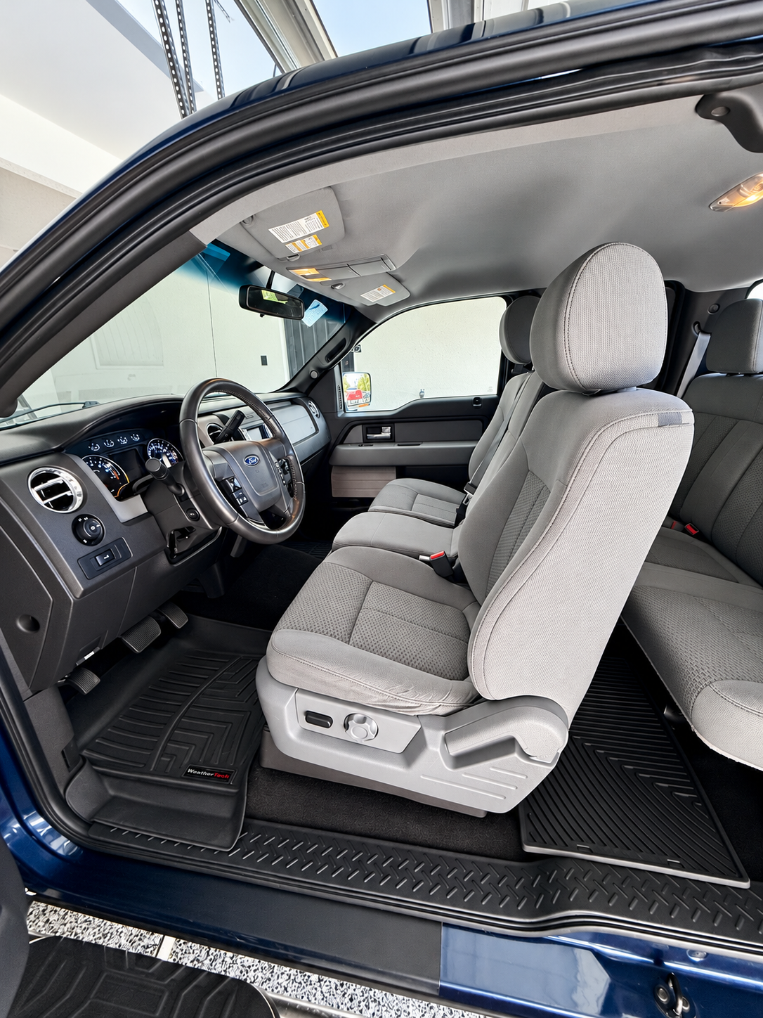 Used 2014 Ford F150 XLT w/ Equipment Group 301A Mid AWD/4WD image 8