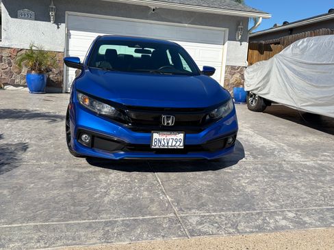 Used 2020 Honda Civic Sport image 11