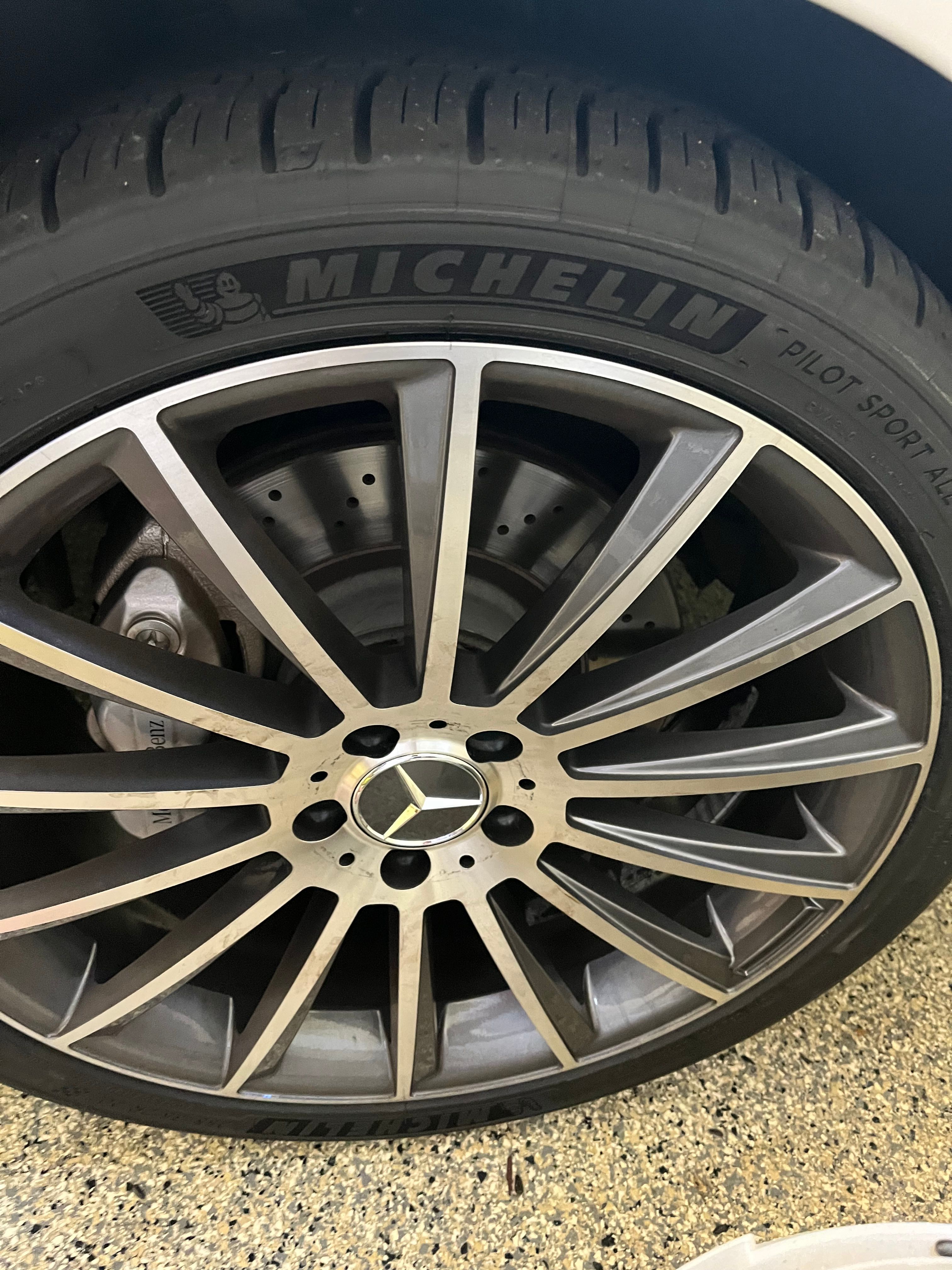 Used 2013 Mercedes-Benz CL 550 4MATIC image 25