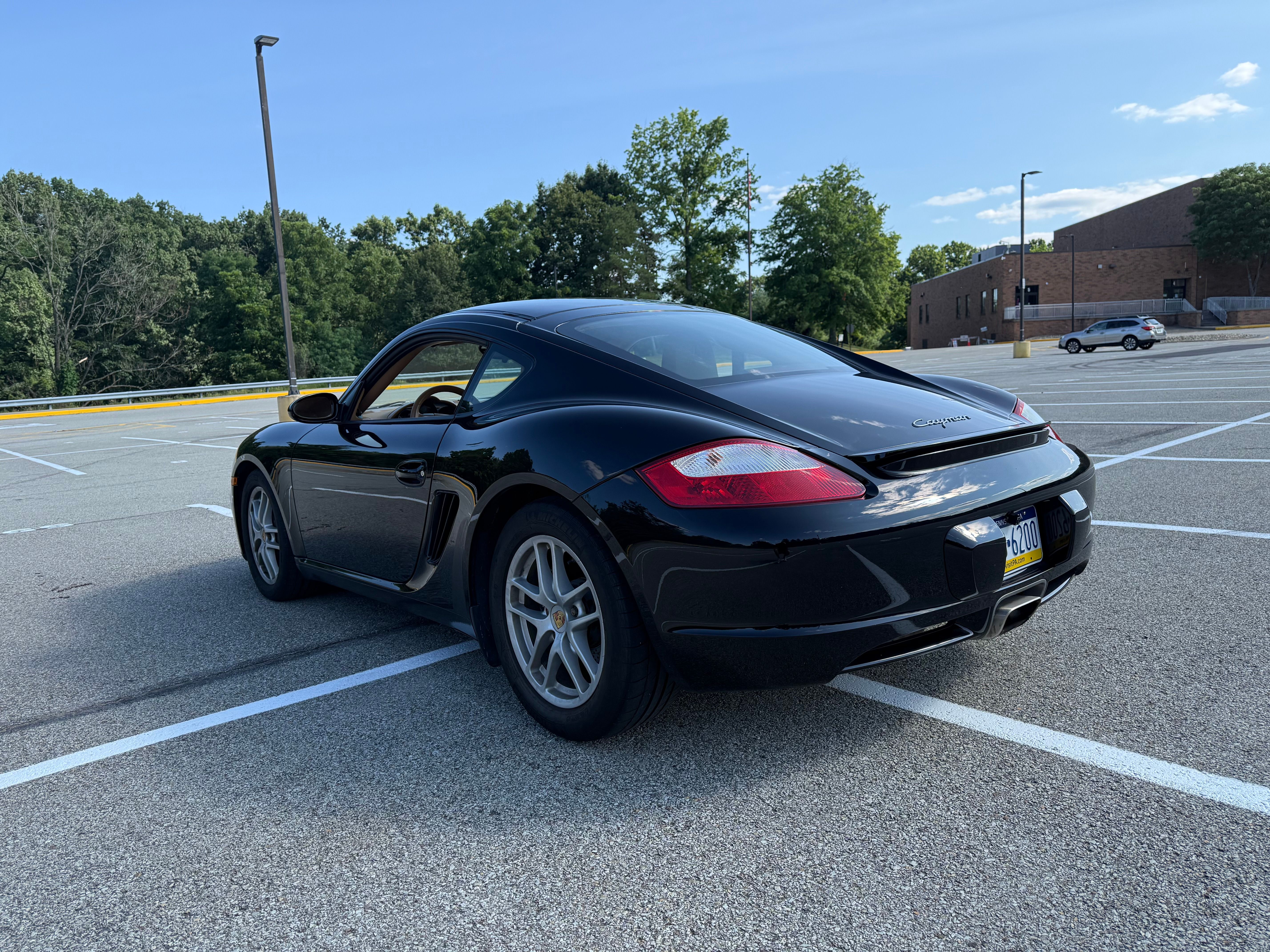 Used 2007 Porsche Cayman RWD image 6