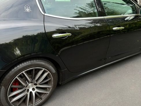 Used 2019 Maserati Ghibli S Q4 AWD/4WD image 12