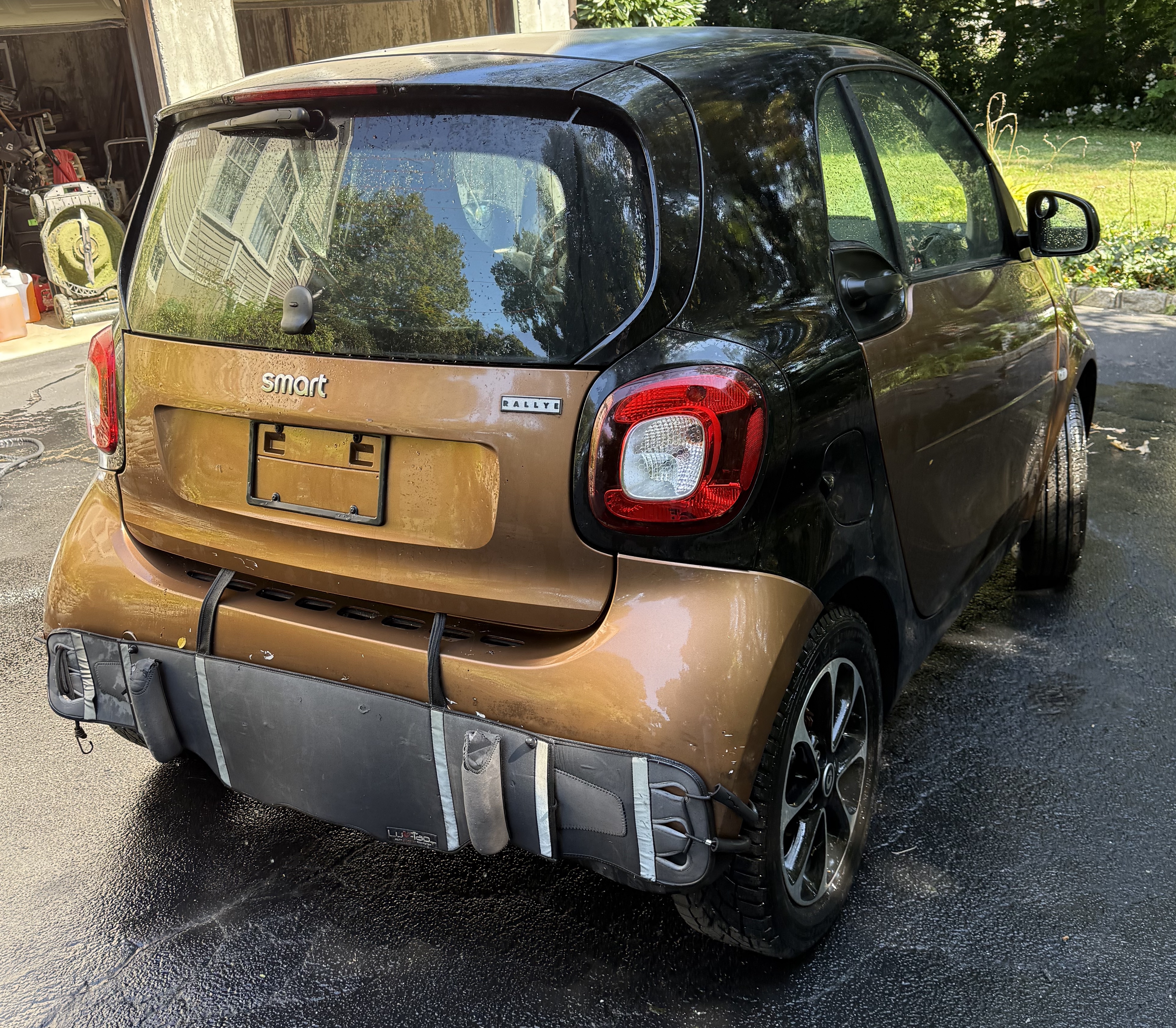 Used 2016 smart fortwo passion RWD image 6