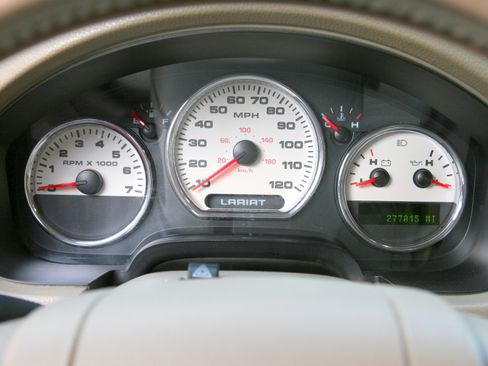 Used 2004 Ford F150 Lariat image 25