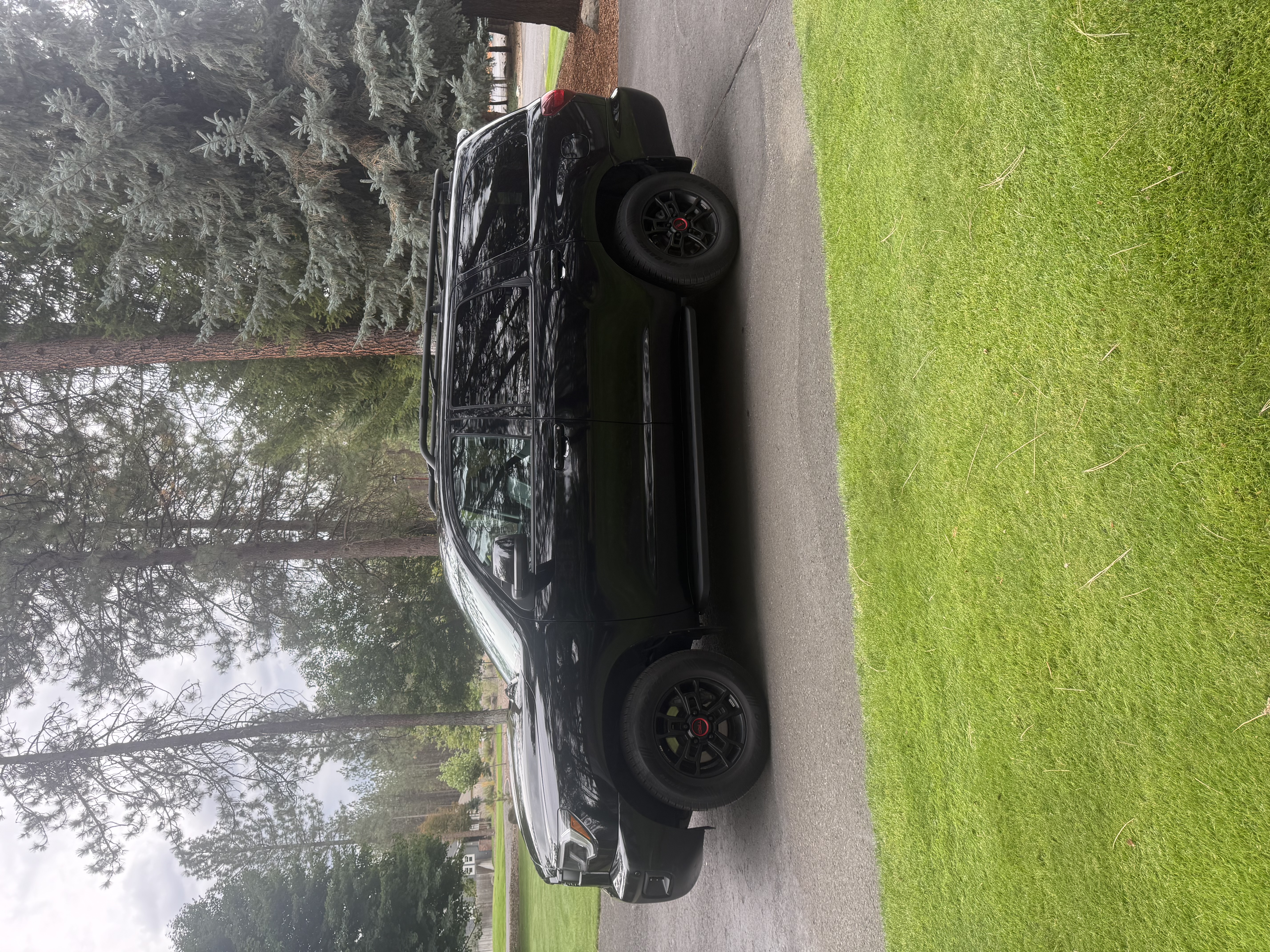 Used 2021 Toyota Sequoia TRD Pro AWD/4WD image 2