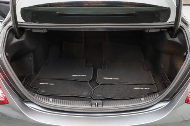 Used 2017 Mercedes-Benz C 300 Sedan image 26
