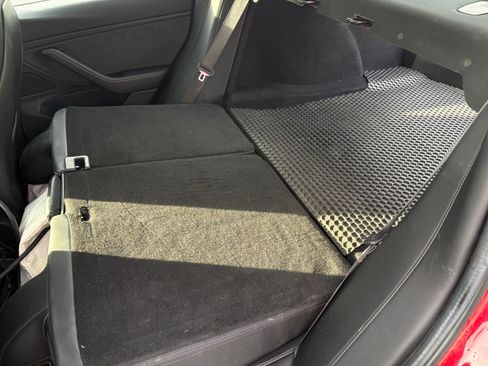 Used 2018 Tesla Model 3 Long Range image 29