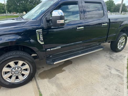 Used 2021 Ford F250 XLT w/ XLT Premium Package AWD/4WD image 12
