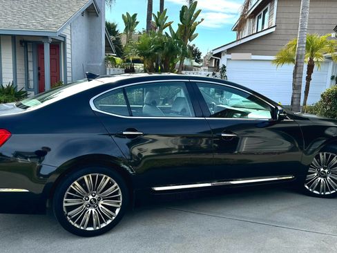 Used 2014 Kia Cadenza Limited FWD image 9