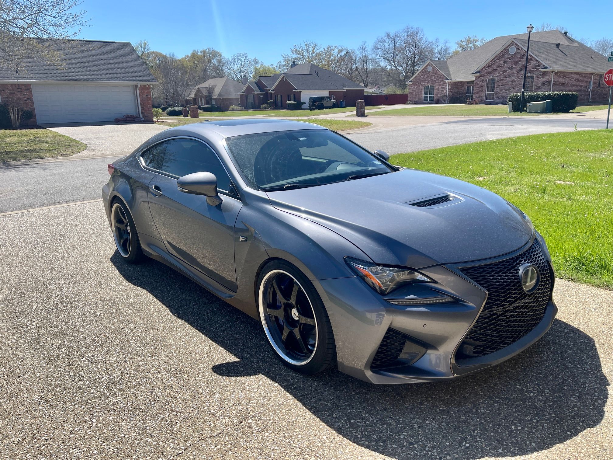 Used 2015 Lexus RC F w/ Premium Package RWD image 2