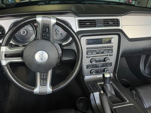 Used 2014 Ford Mustang GT w/ GT Brake Performance Package RWD image 9