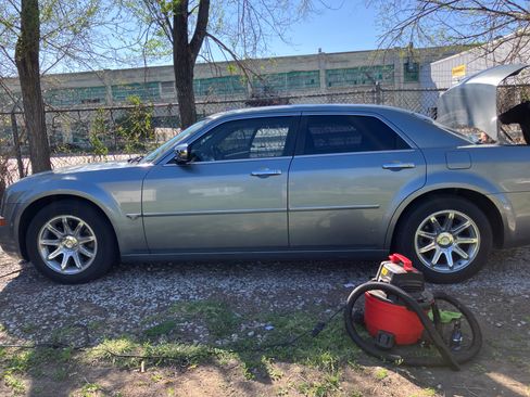 Used 2006 Chrysler 300 C RWD image 5