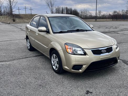 Used 2011 Kia Rio LX w/ Value Pkg image 2