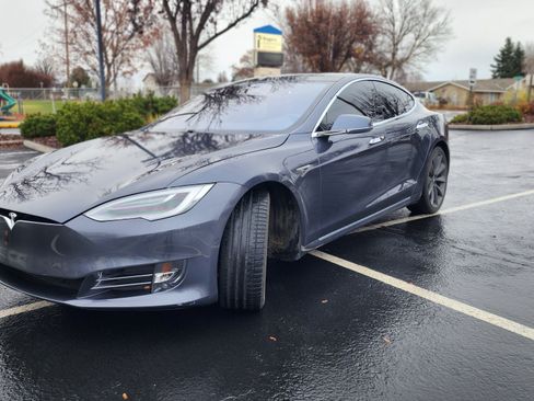 Used 2016 Tesla Model S 75 image 16