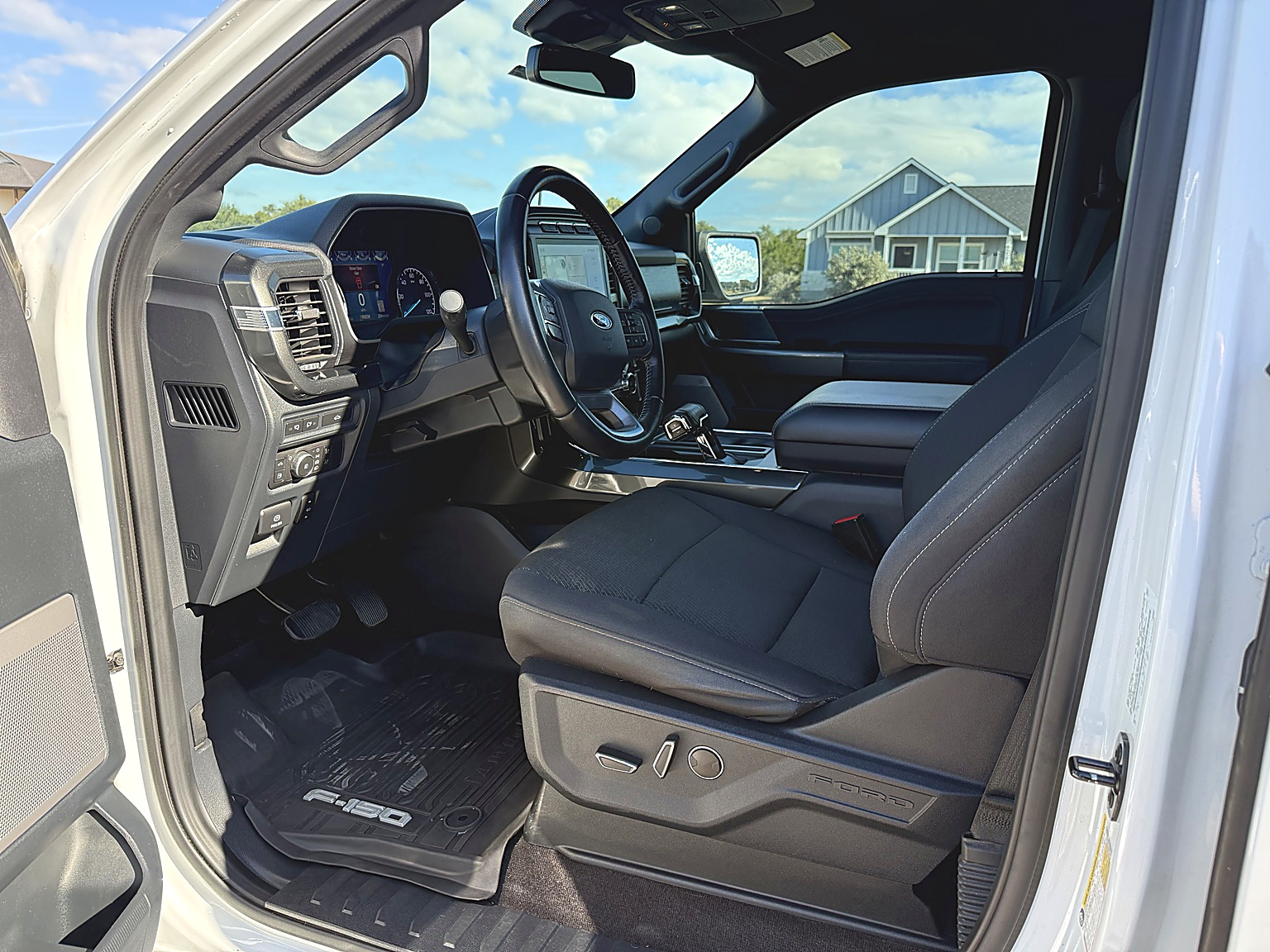Used 2021 Ford F150 XLT w/ Equipment Group 302A High AWD/4WD image 12