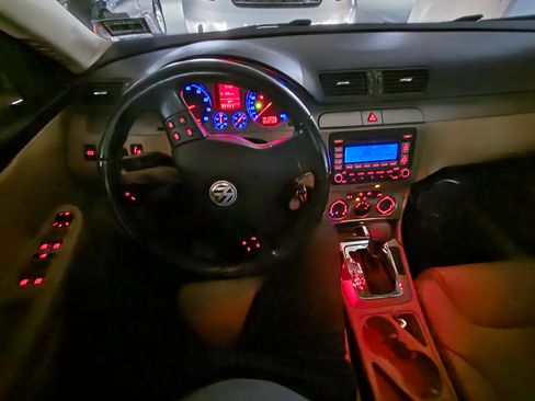 Used 2008 Volkswagen Passat Komfort image 4