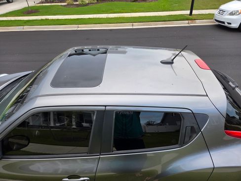 Used 2013 Nissan Juke SV image 11