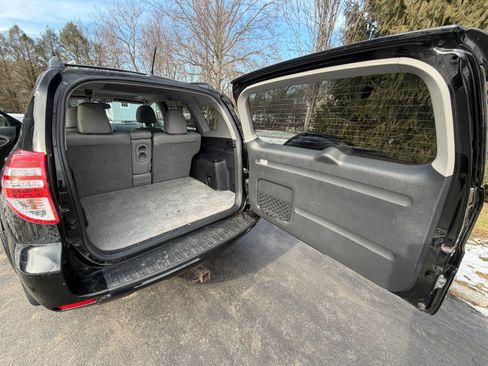 Used 2012 Toyota RAV4 Limited w/ Premium Plus Value Pkg image 6