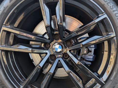 Used 2020 BMW Z4 M40i w/ Executive Package image 16