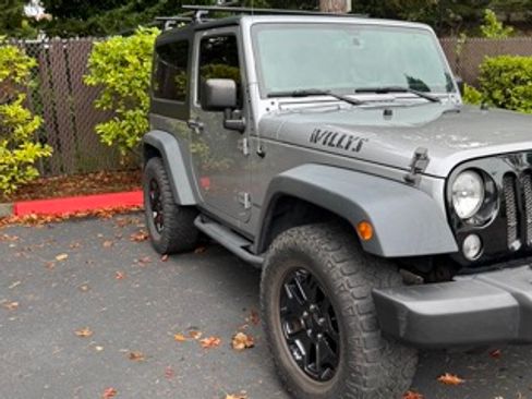 Used 2015 Jeep Wrangler Sport image 4