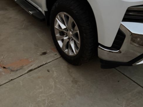 Used 2020 Chevrolet Silverado 1500 LTZ image 11