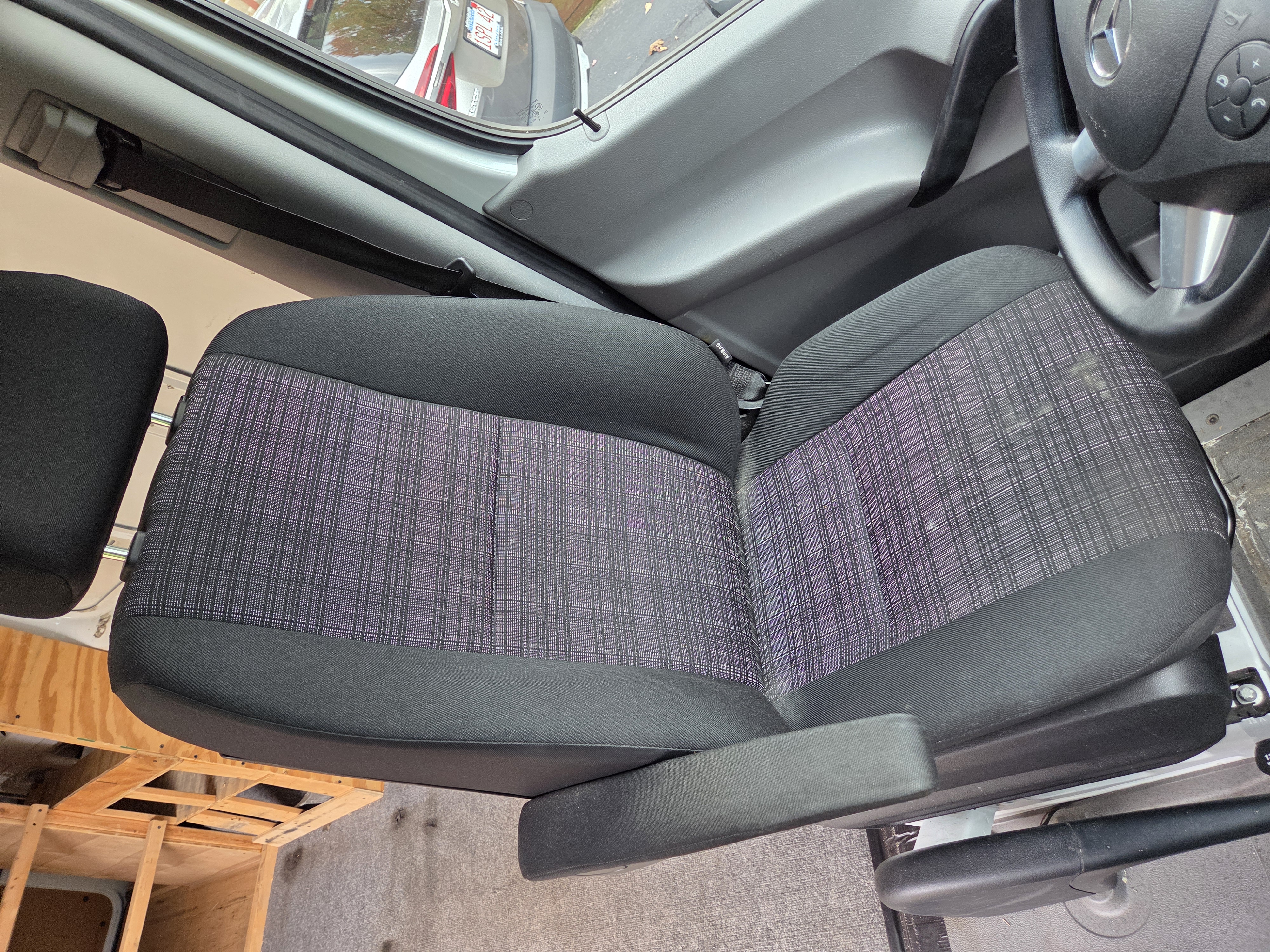 Used 2016 Mercedes-Benz Sprinter 2500 image 5