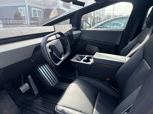 Used 2024 Tesla Cybertruck Cyberbeast image 17