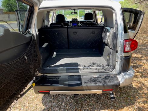 Used 2007 Toyota FJ Cruiser 4WD image 8