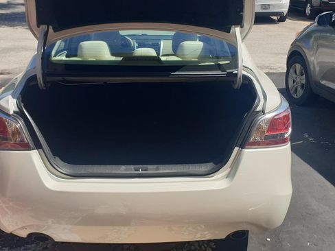 Used 2015 Nissan Altima 2.5 S w/ Power Driver Seat Package image 6