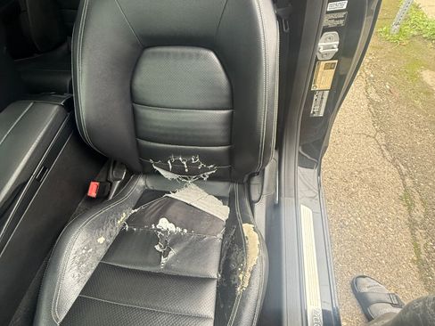 Used 2012 Mercedes-Benz C 350 Coupe image 12