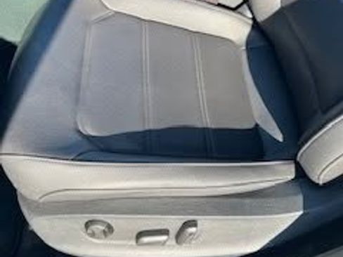 Used 2020 Volkswagen Passat 2.0T SE image 11