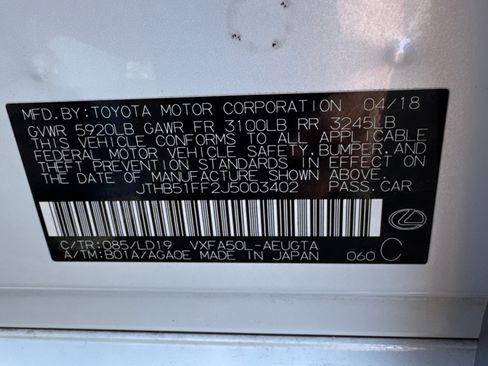 Used 2018 Lexus LS 500 500 Sedan 4D w/ Accessory Package (Z2) image 2