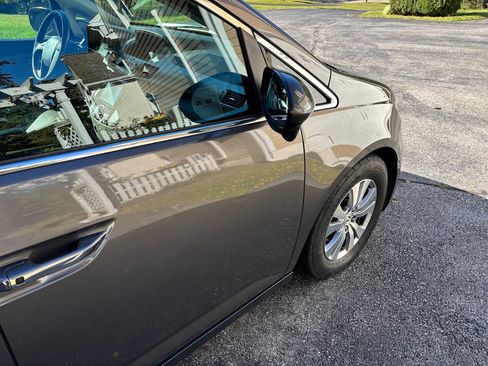 Used 2016 Honda Odyssey EX-L image 5