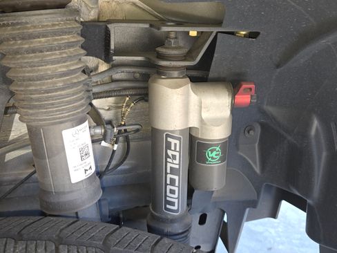 Used 2024 Mercedes-Benz Sprinter 2500 image 10